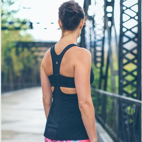 lululemon athletica Tops - ⭐️HP⭐️ Lululemon “Tone It” Tank